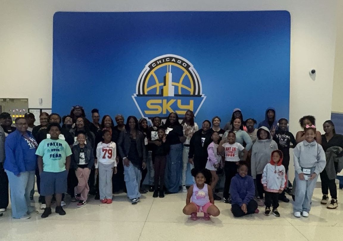 YLWAP youth and families at a Chicago Sky WNBA game